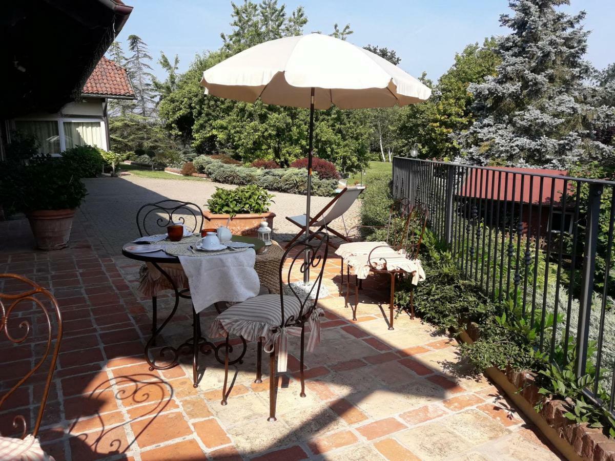 Tenuta Degli Angeli Rossi Άστι Εξωτερικό φωτογραφία